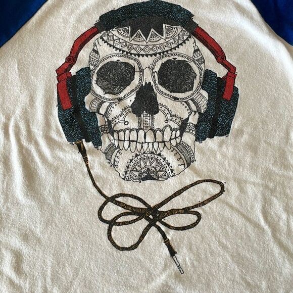 GAP kids skull with headphones baseball style long sleeve T-shirt - Picture 2 of 8